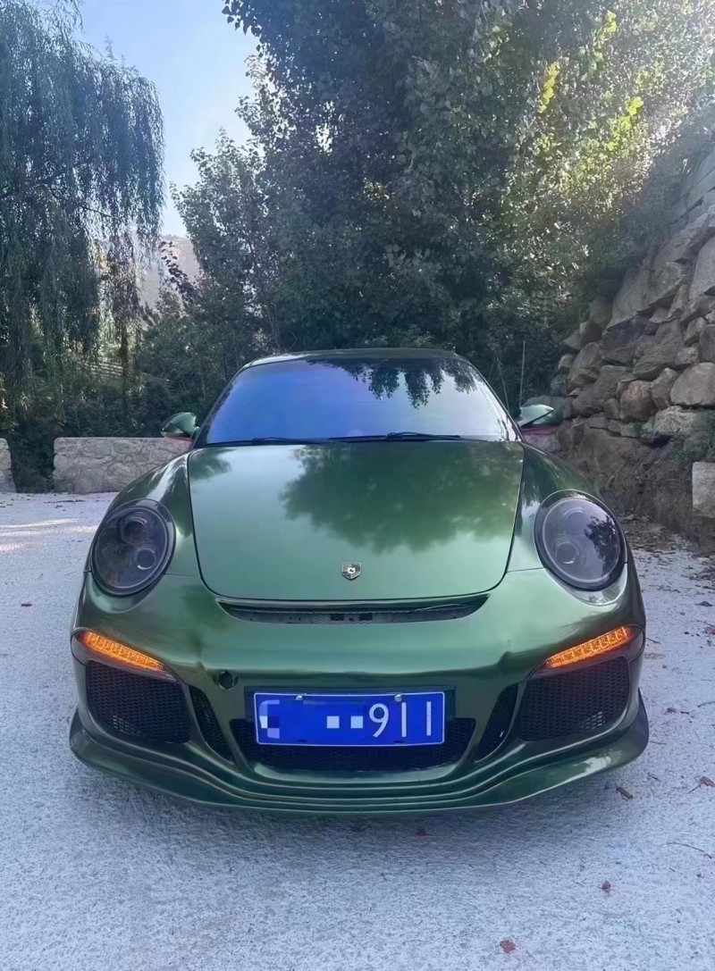 济宁13年保时捷9111