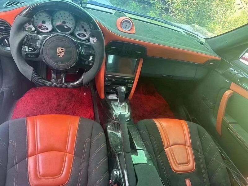 济宁13年保时捷9118