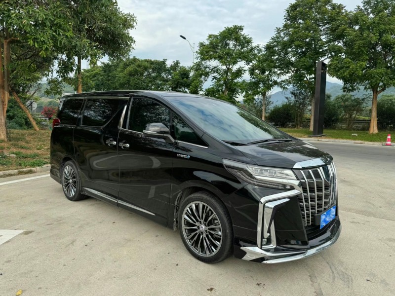 济宁21年丰田埃尔法3