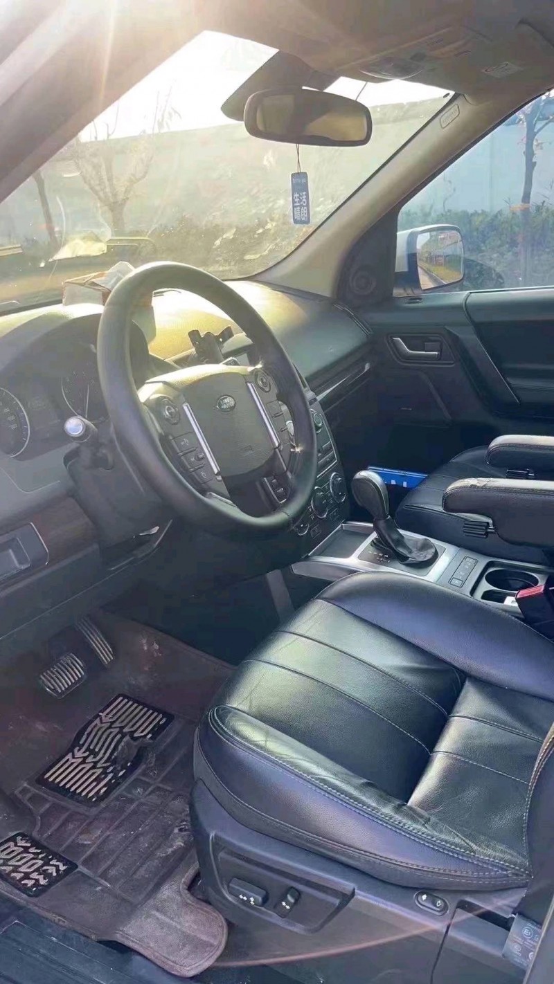 常州14年路虎神行者8