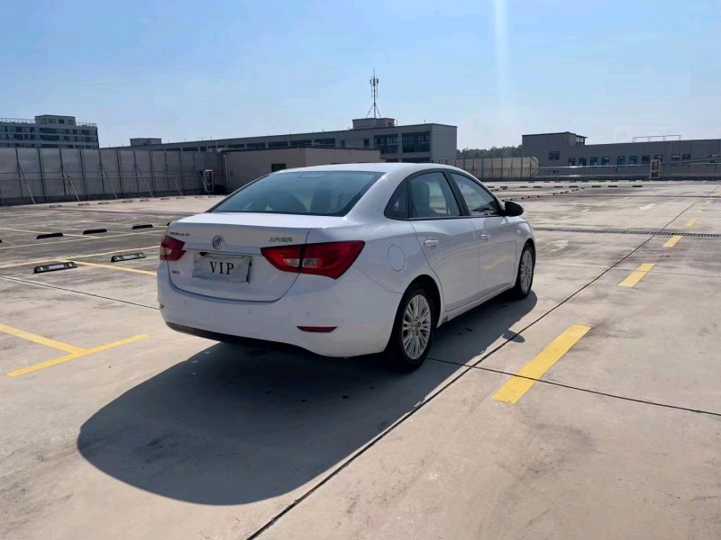 嘉兴17年别克英朗9