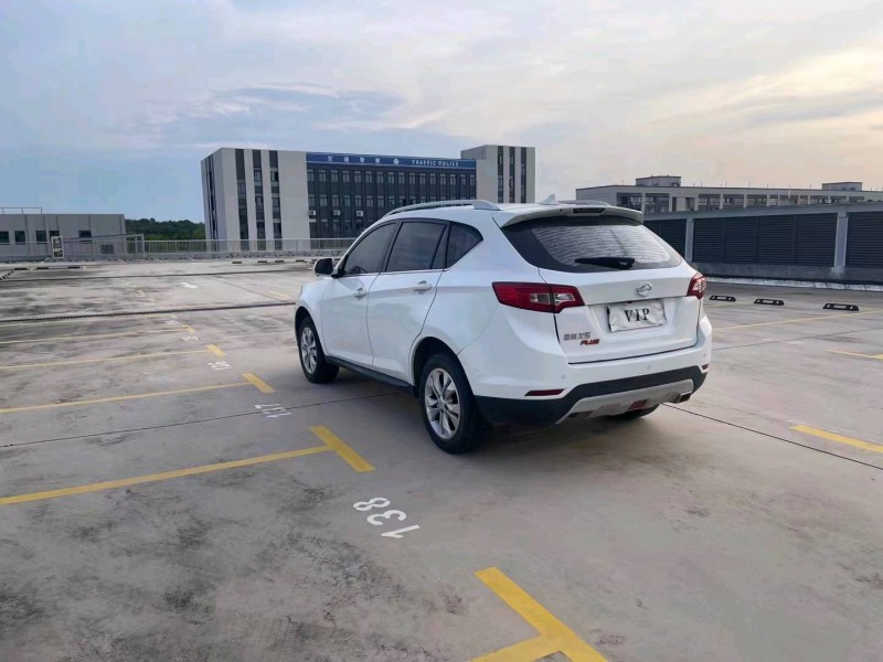 嘉兴16年陆风X54