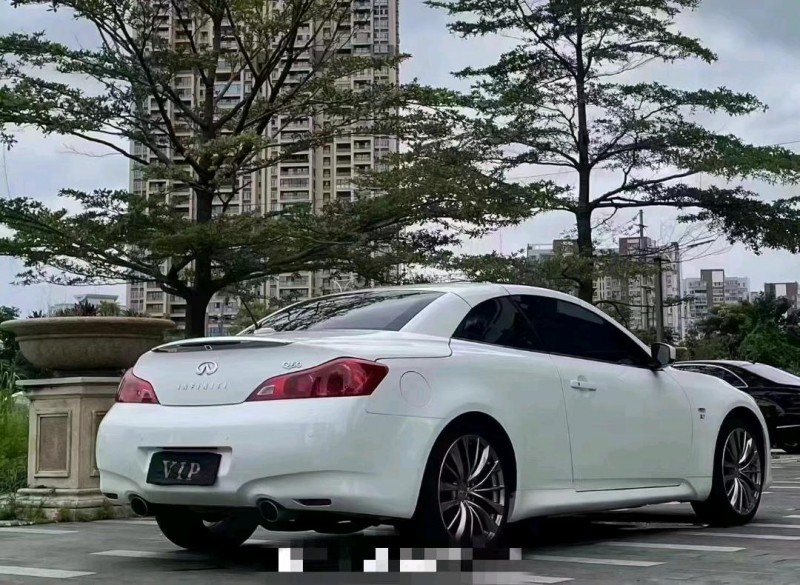 東營16年英菲尼迪Q606