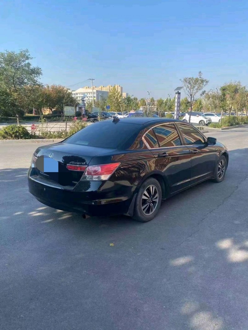 东营08年本田雅阁3