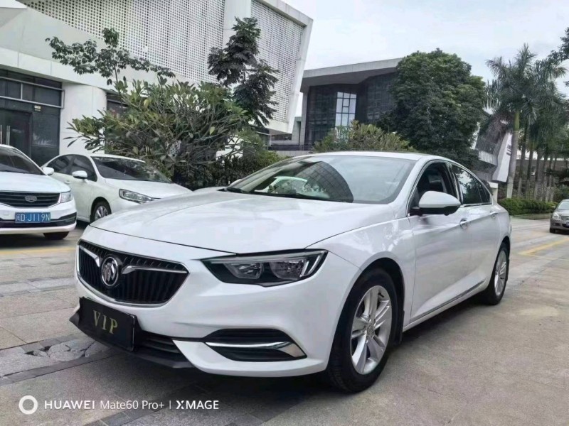 泉州18年別克君威3