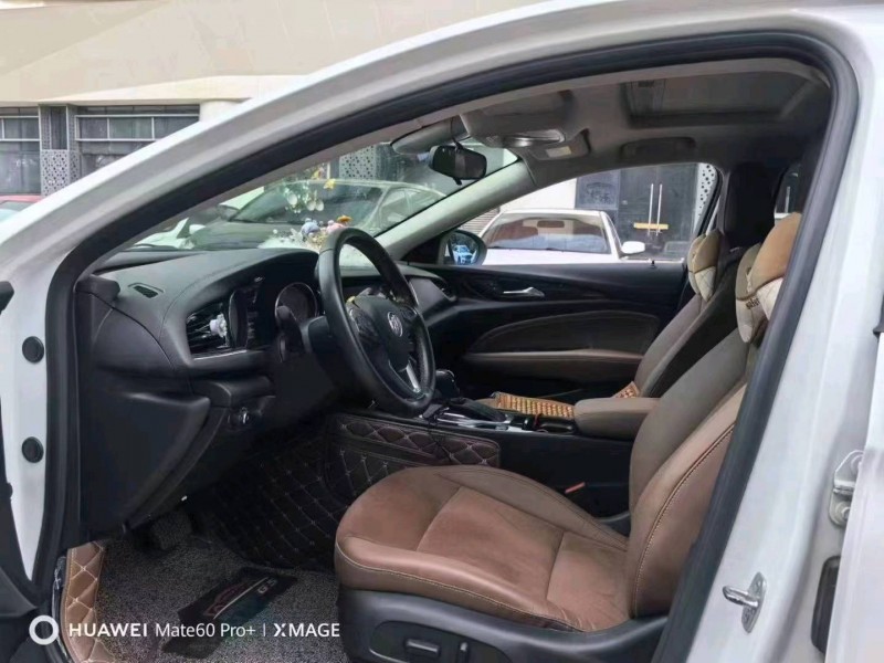 泉州18年別克君威4