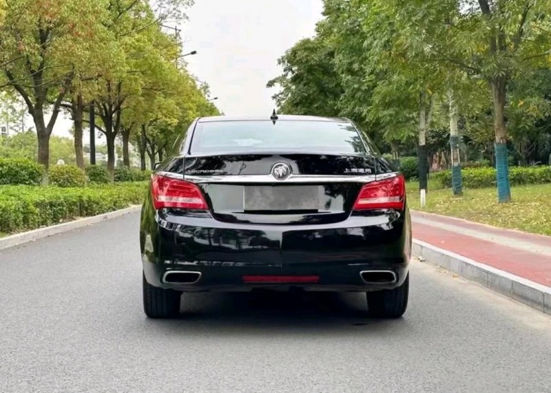 汕头15年别克君越2