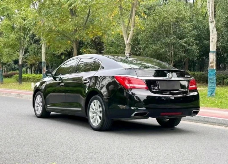 汕头15年别克君越3