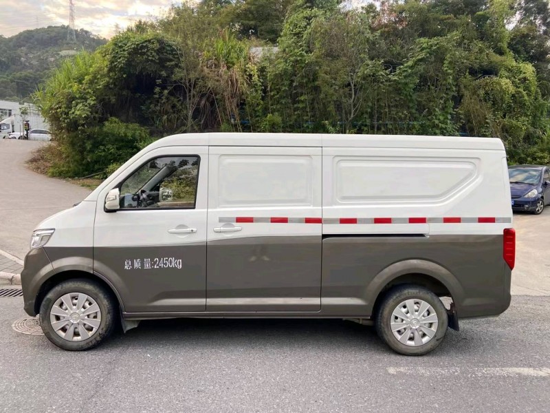 广州17年长安汽车跨越王5