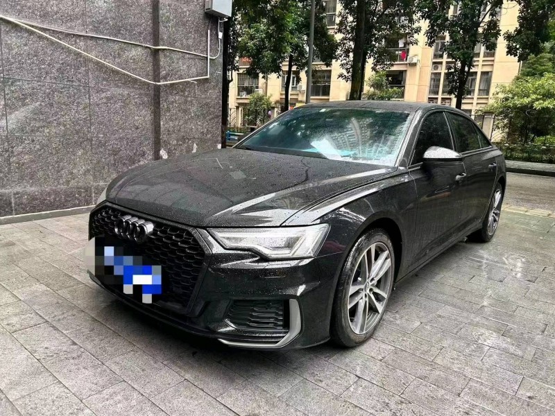 重庆21年奥迪A68