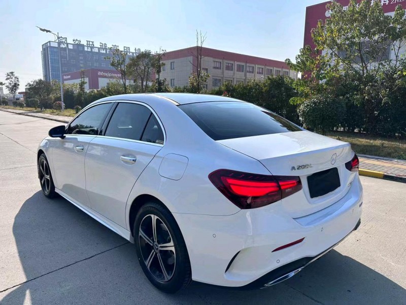 盐城23年奔驰A8
