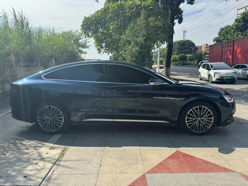 东莞22年比亚迪汉8