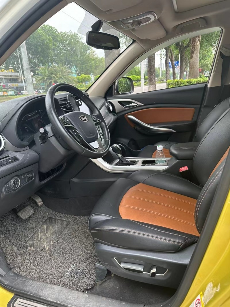东莞16年比亚迪宋4