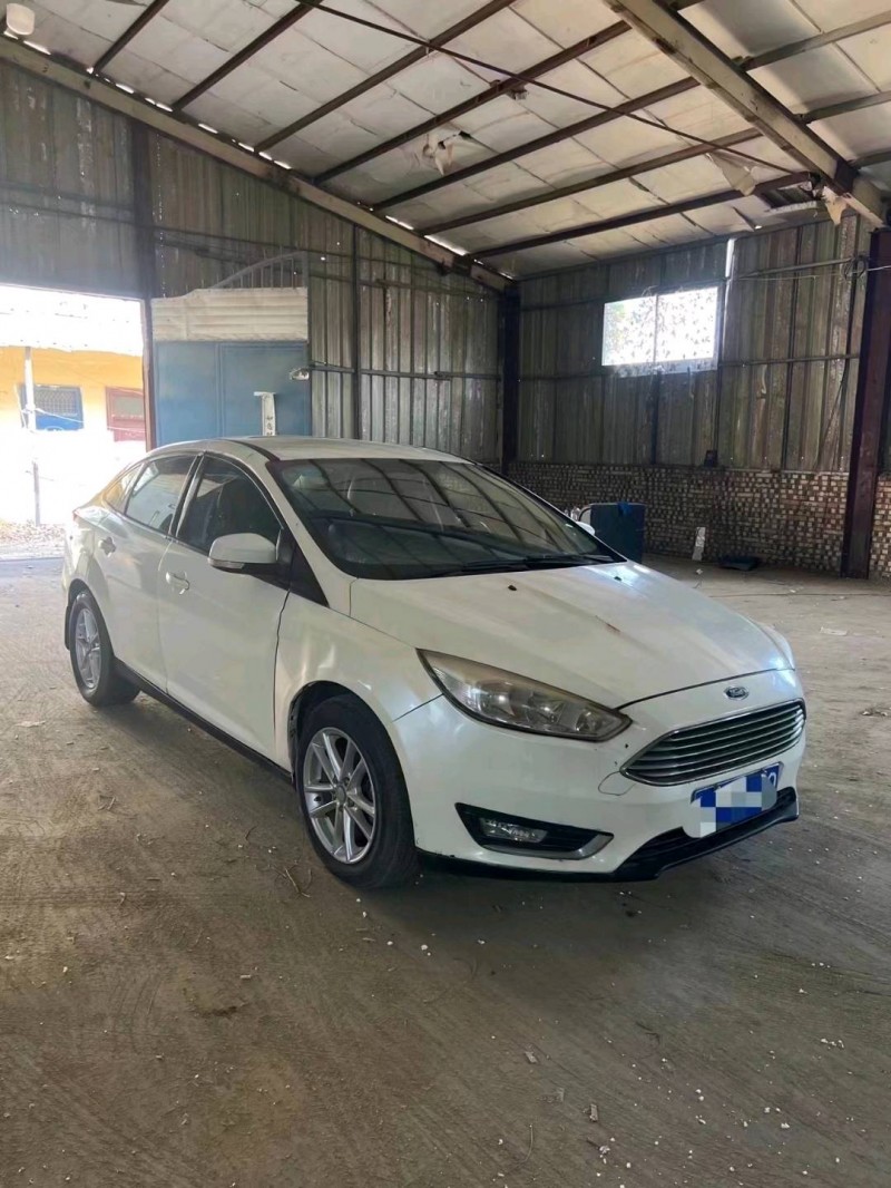 菏泽16年福特福克斯2