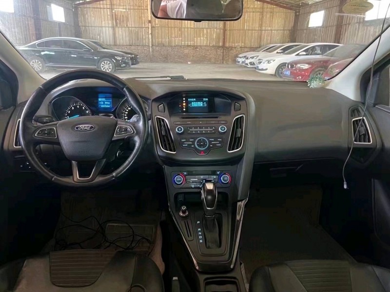 菏泽16年福特福克斯4