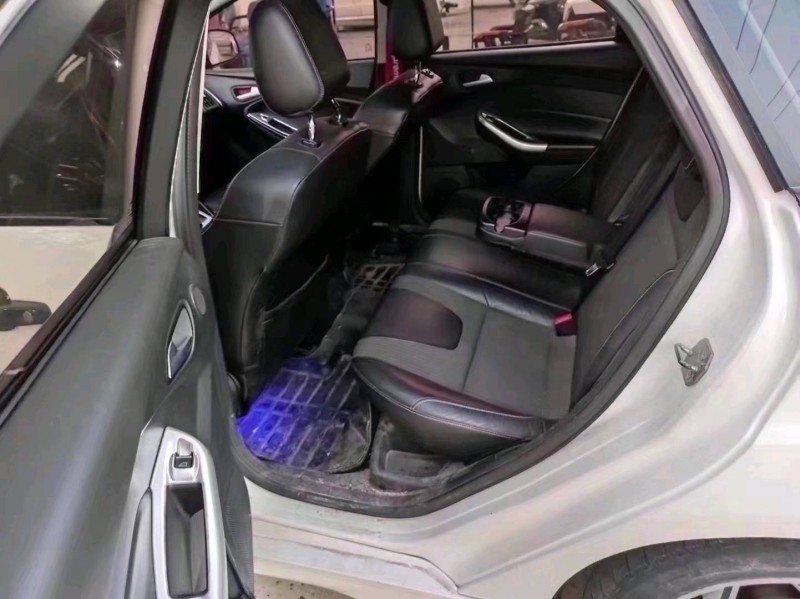 菏泽14年福特福克斯3