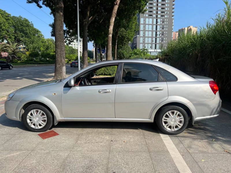 东莞15年别克凯越8