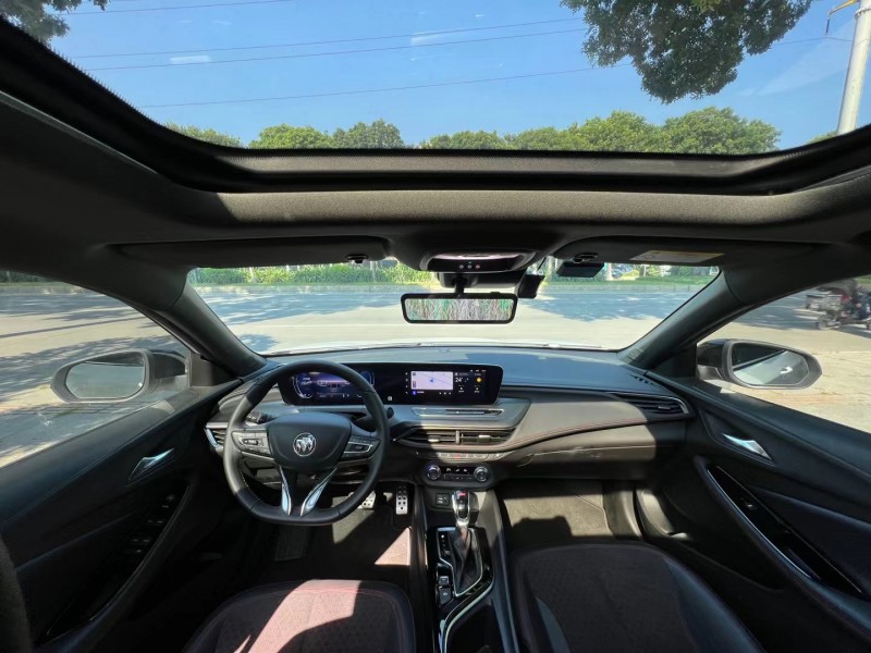 东莞22年别克威朗6