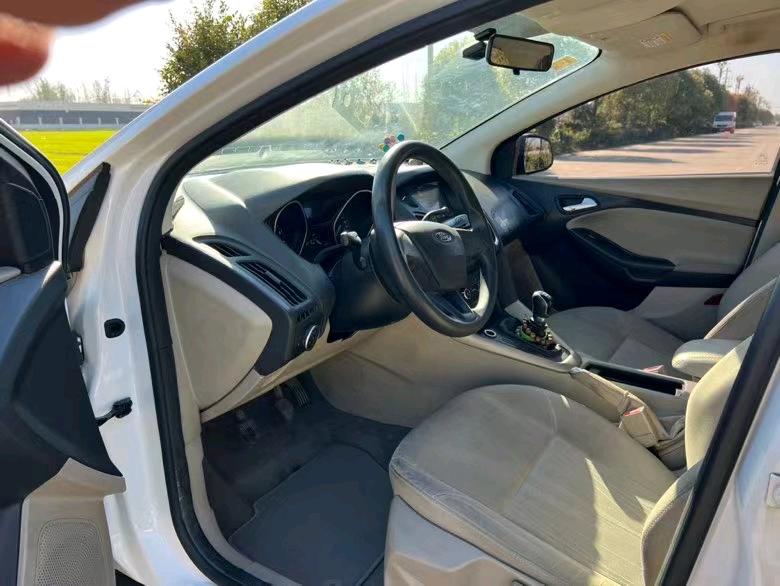 盐城15年福特福克斯8