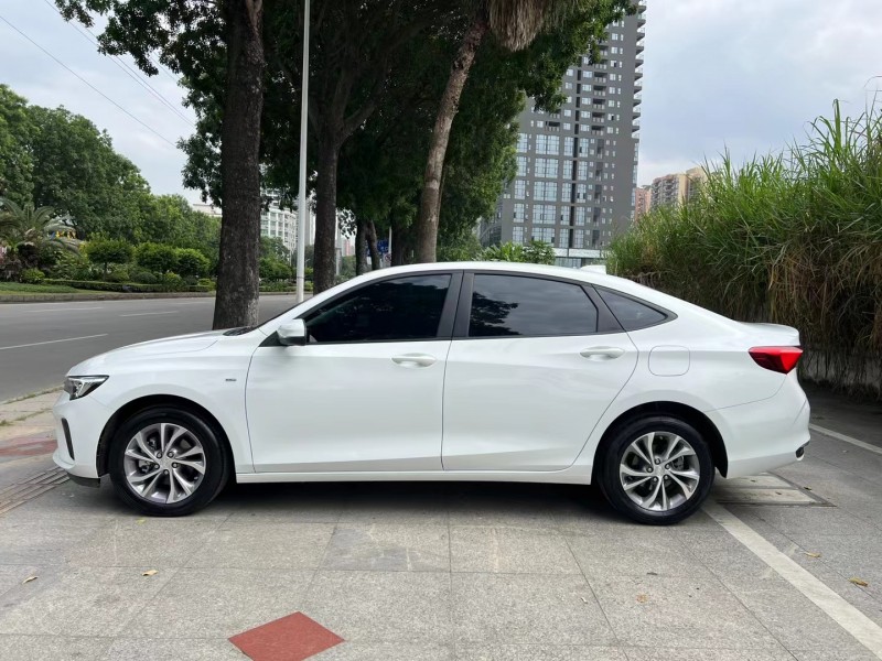 东莞23年别克威朗7