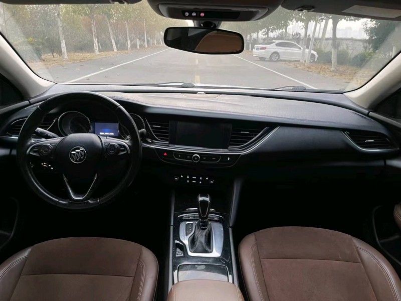 徐州19年别克君威4