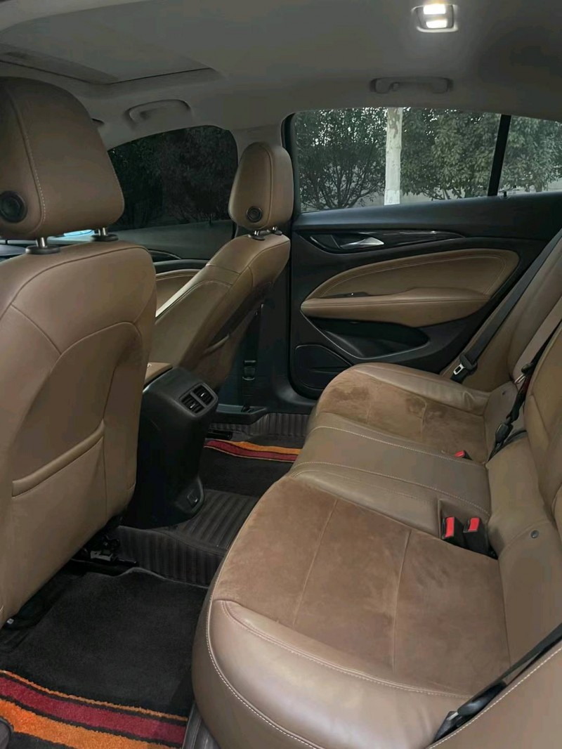 徐州19年别克君威5