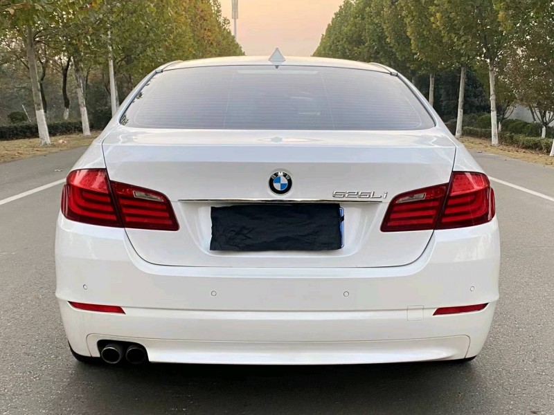 徐州11年宝马5系9
