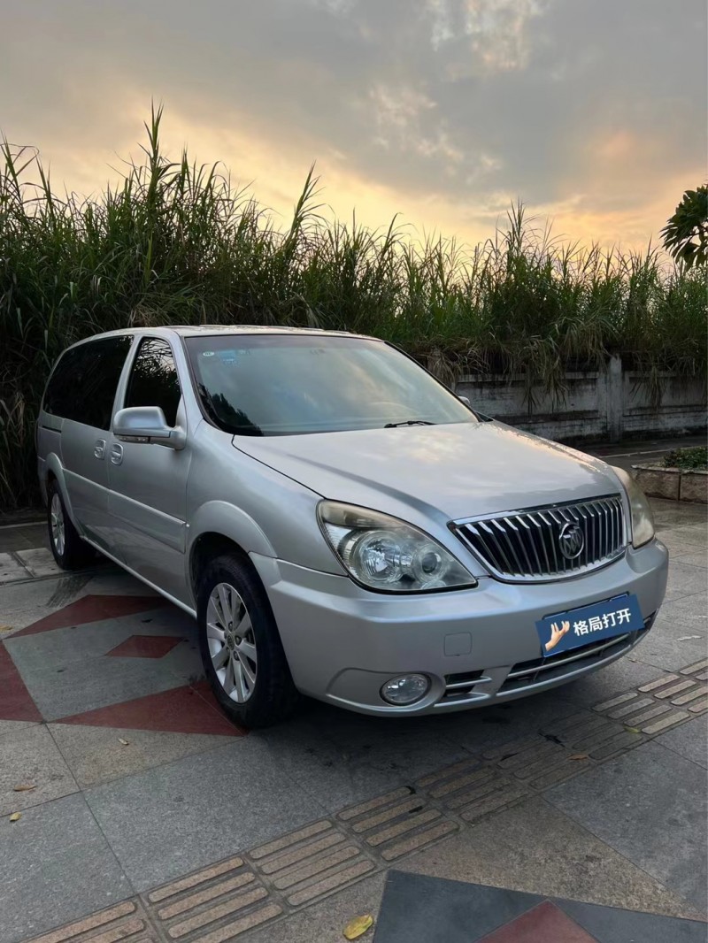 东莞16年别克GL82