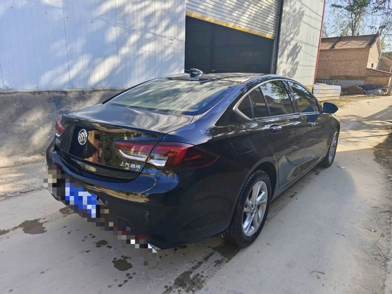 菏泽20年别克君威8