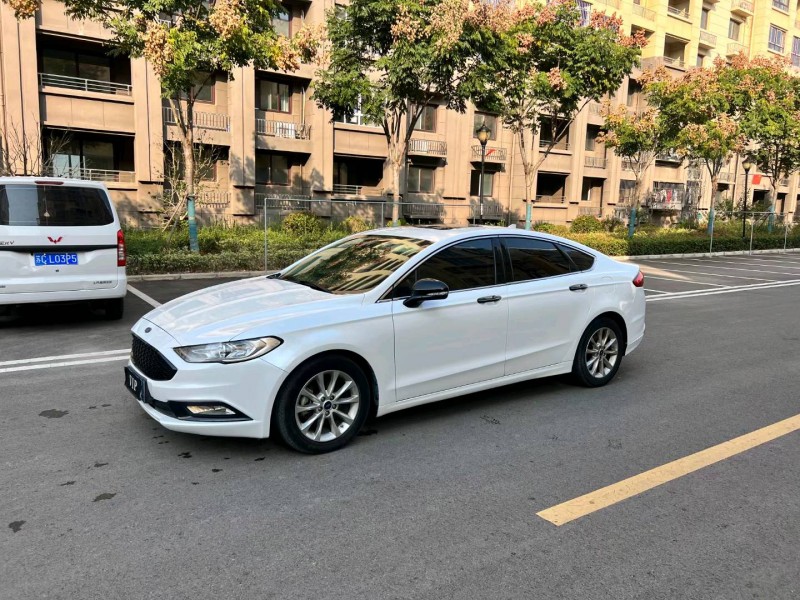 徐州17年福特蒙迪欧2