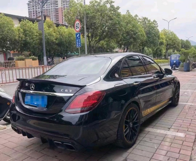 广州21年奔驰AMG9