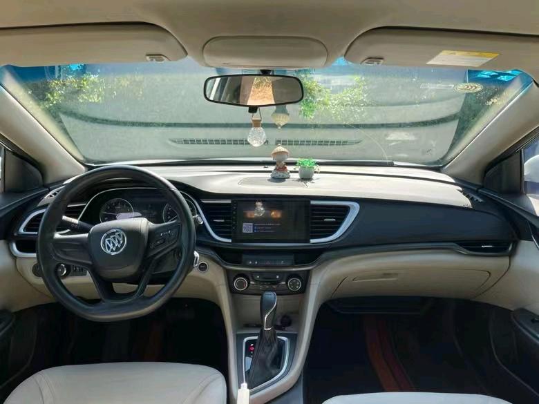 盐城20年别克英朗8