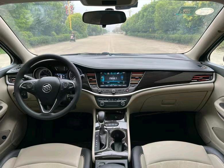 盐城18年别克威朗7