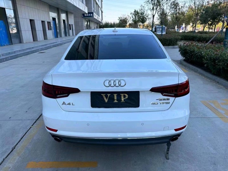 济南18年奥迪A4L9