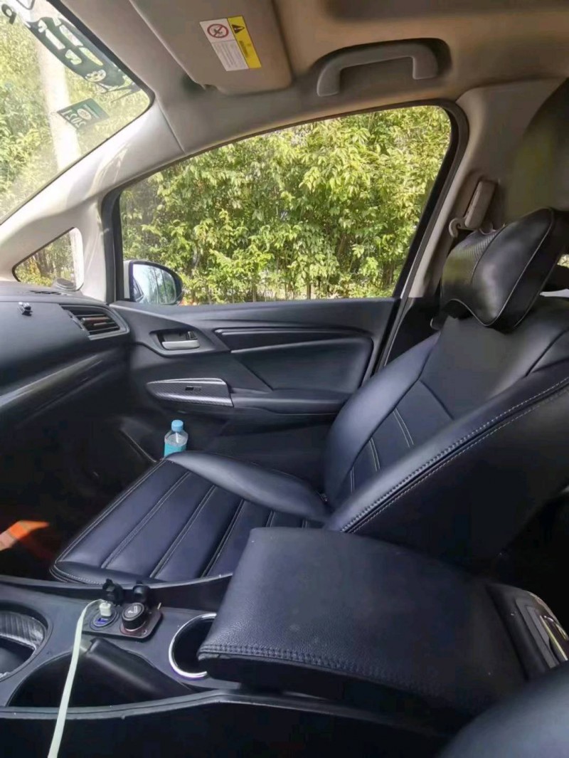 东营17年本田飞度3