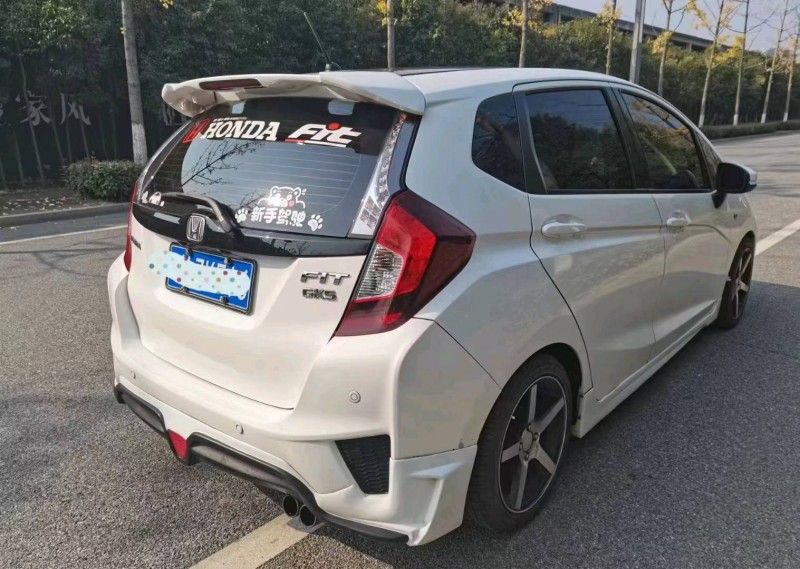 东营17年本田飞度6