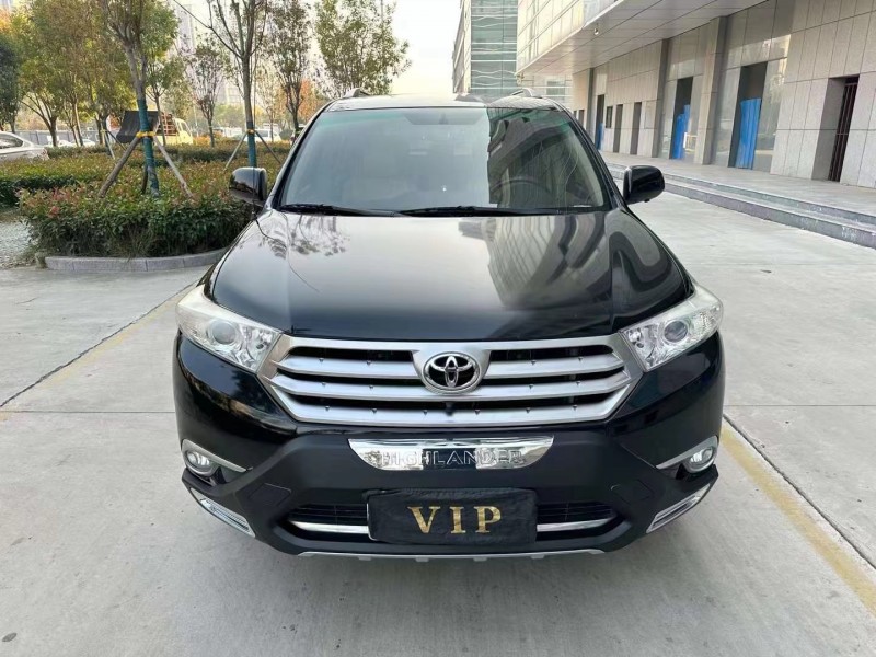 济宁14年丰田汉兰达1