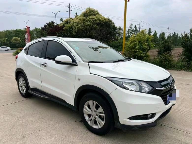 盐城17年本田缤智3