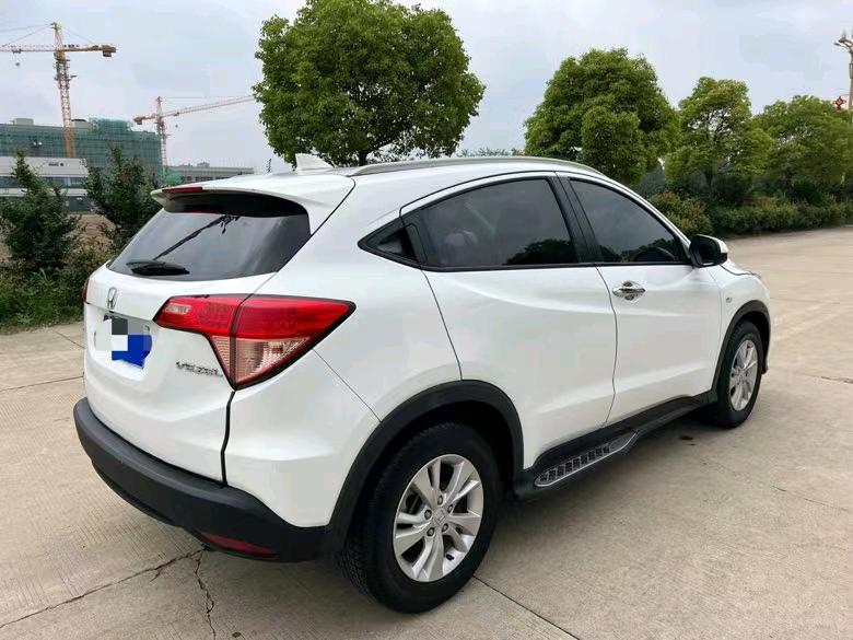 盐城17年本田缤智4