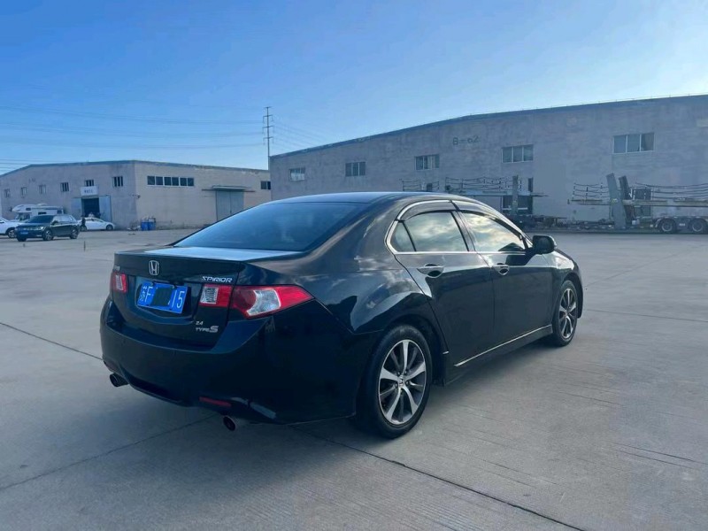 盐城11年本田思铂睿8