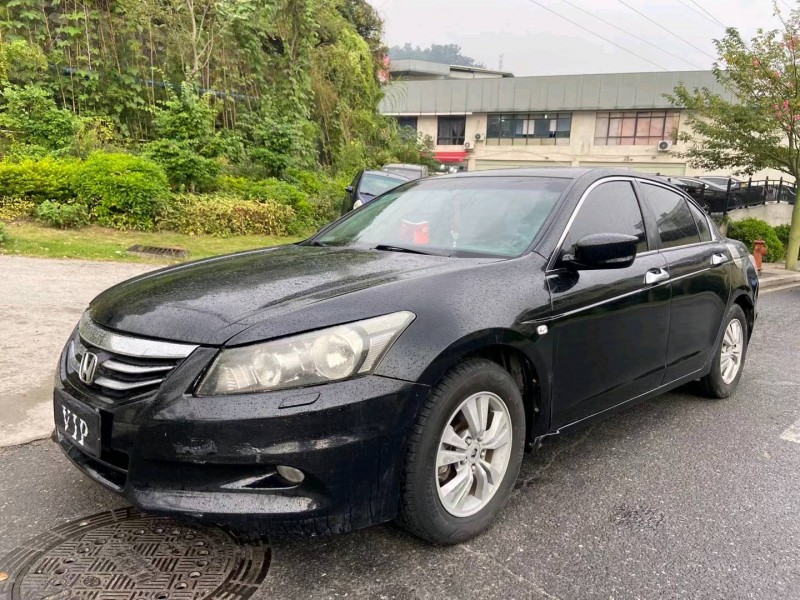 广州09年本田雅阁1