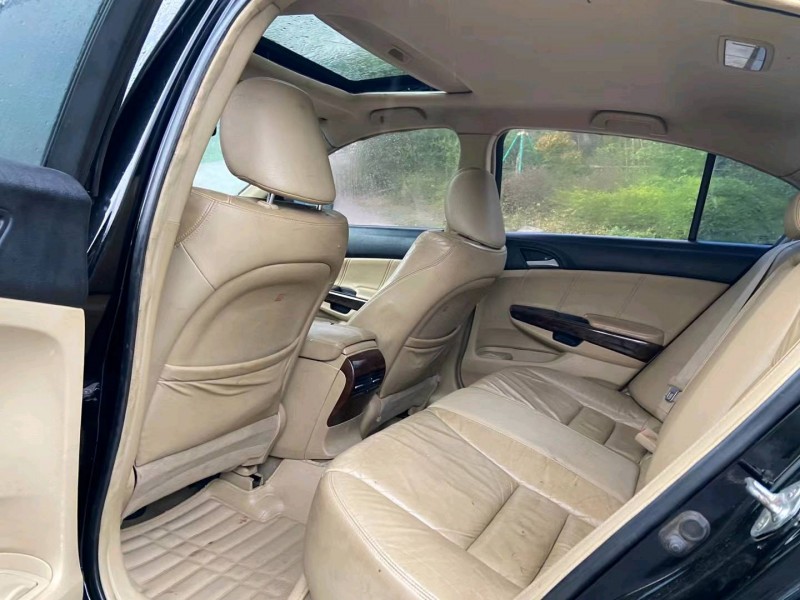 广州09年本田雅阁8