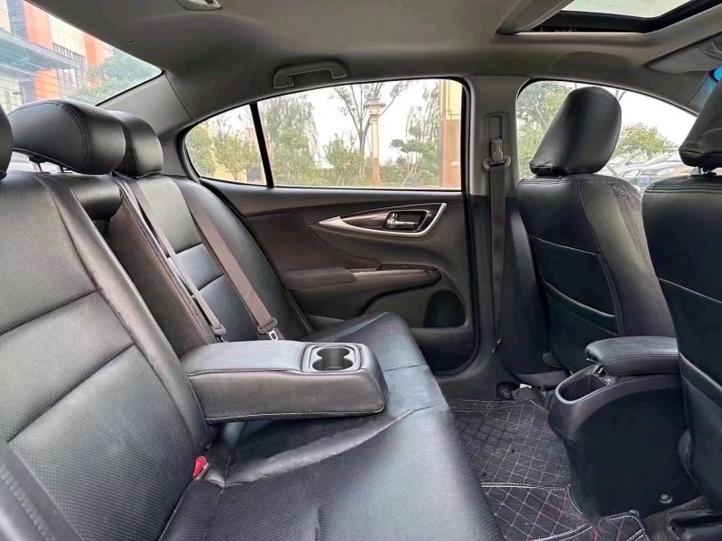 枣庄14年本田凌派9