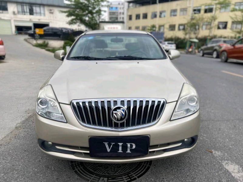 广州15年别克凯越1