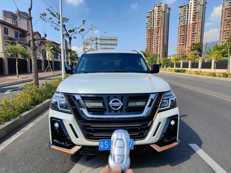 广州18年日产途乐1
