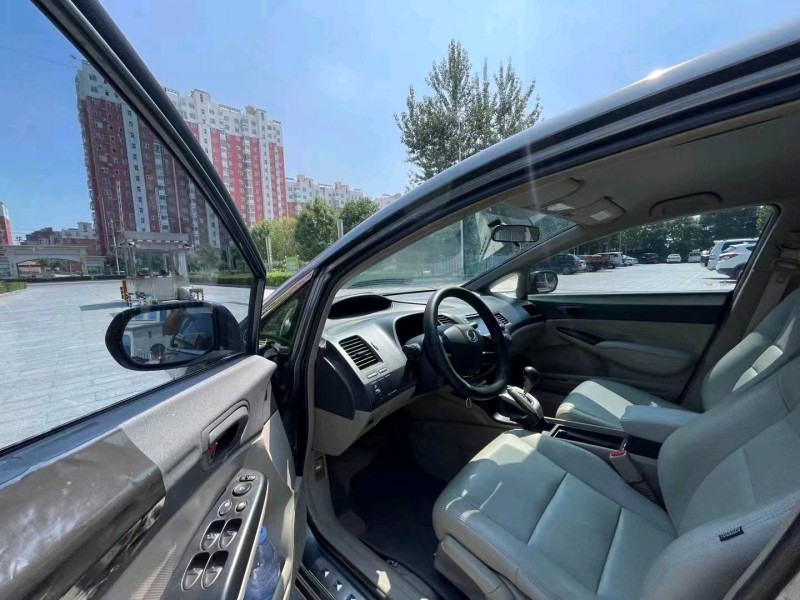 沧州13年本田思铭7