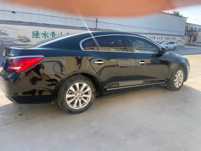 保定15年别克君越4