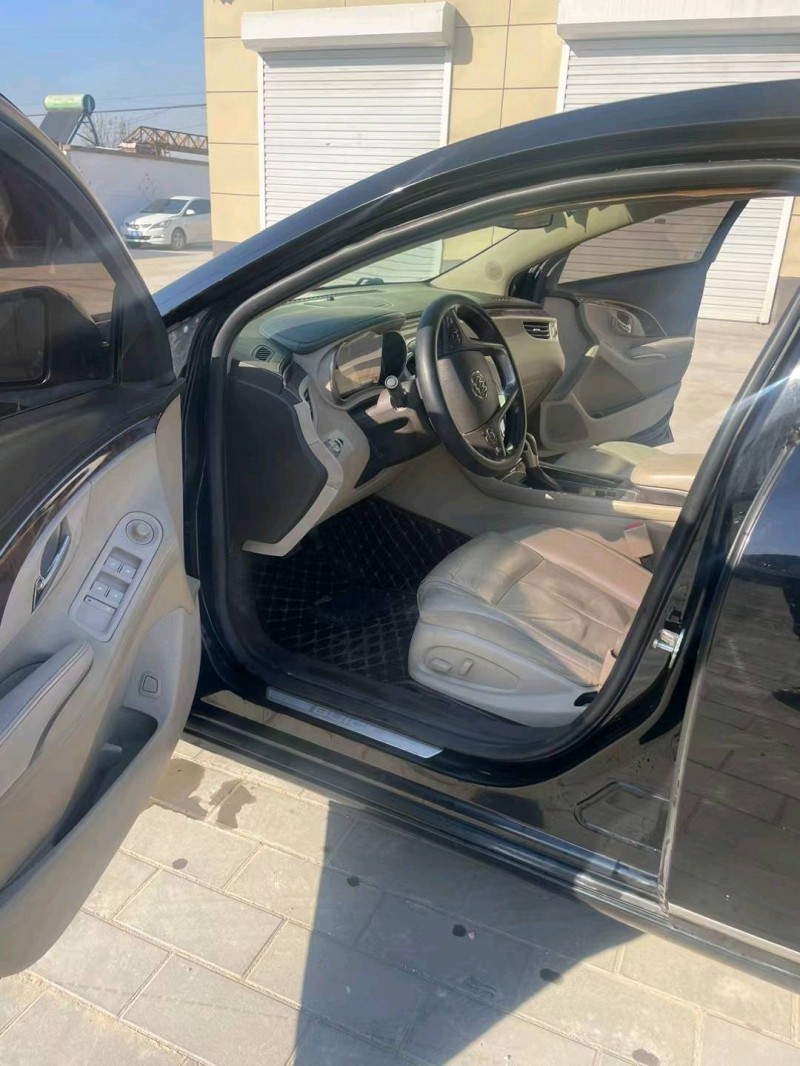 保定15年别克君越6