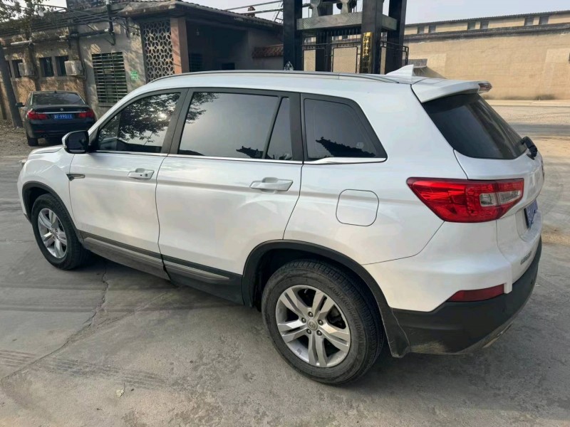 保定16年长安汽车CS755