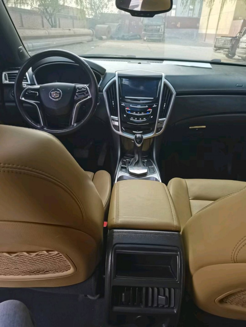 保定14年凯迪拉克SRX6